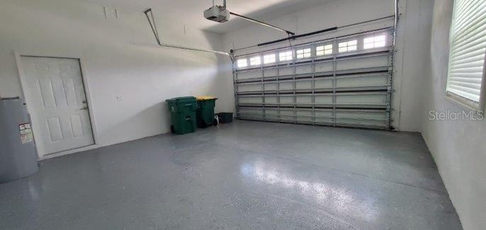 Garage, Interior
