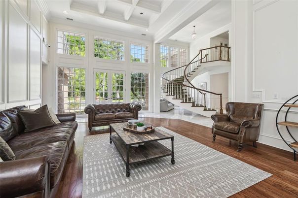 Interior, Living room, Recessed Lighting, Wood Texture Flooring