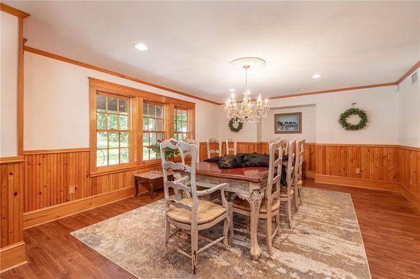 Chandelier, Dining room, Interior, Recessed Lighting, Wood Texture Flooring