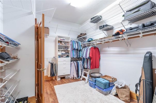 Interior, Walk-in Closets, Wood Texture Flooring