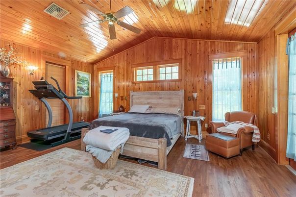 Bedroom, Fitness Equipment, Interior, Wooden Ceilings, Wood Texture Flooring, Wooden Walls