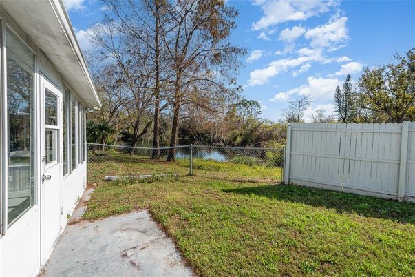 Backyard, Exterior