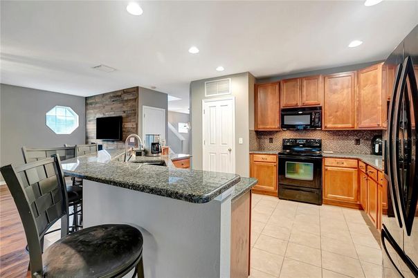 Dining room, Interior, Kitchen, Recessed Lighting