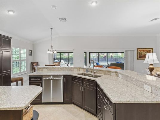 Dining room, Interior, Kitchen, Pendant Lights, Recessed Lighting, Stainless Steel Appliances