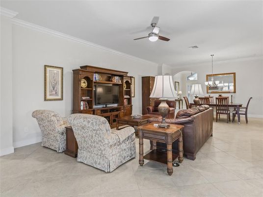 Dining room, Interior, Living room, Pendant Lights