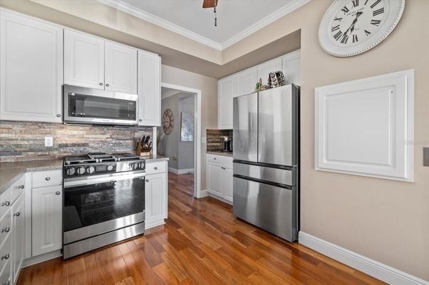 Interior, Kitchen, Stainless Steel Appliances, Wood Texture Flooring