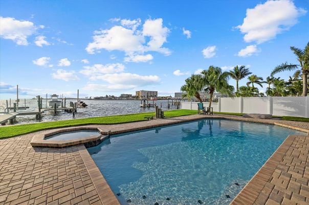 Exterior, Lake, Pool, Water