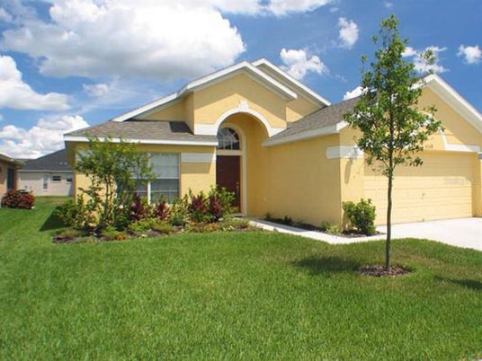 Attached, Backyard, Exterior, Facade, American Craftsman