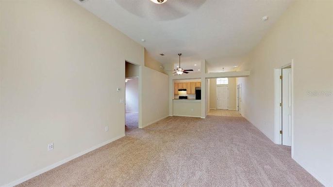 Empty room, Interior, Recessed Lighting