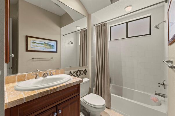 Bathroom, Interior, Tile Countertops