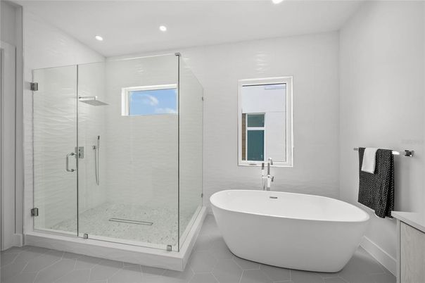 Bathroom, Free Standing Baths, Glass Shower, Interior, Recessed Lighting
