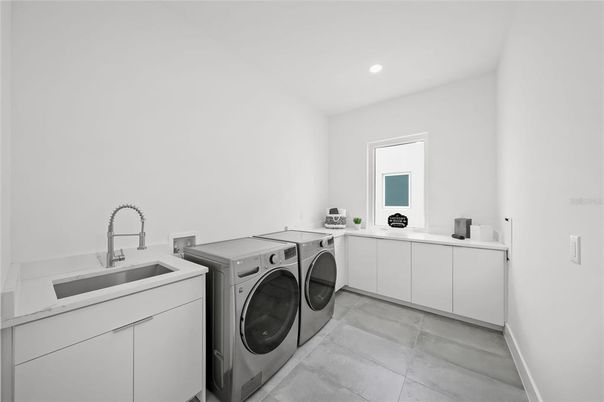 Interior, Recessed Lighting, Washer