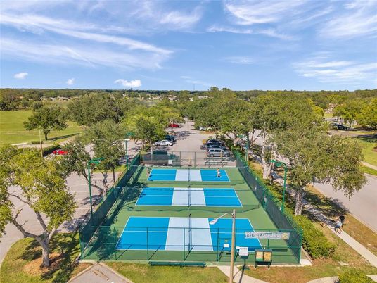 Exterior, Tennis Courts