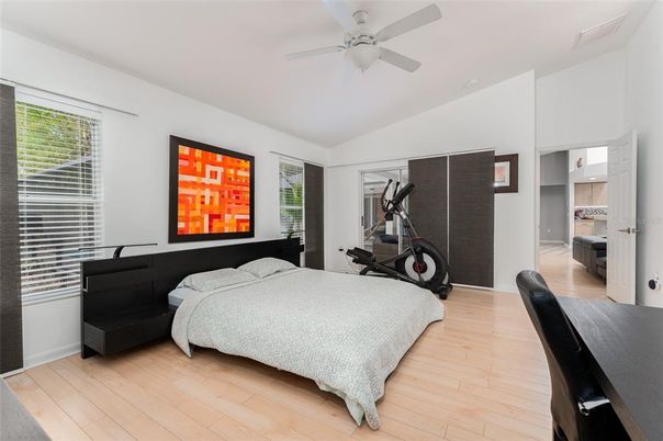 Bedroom, Fitness Equipment, Interior, Wood Texture Flooring