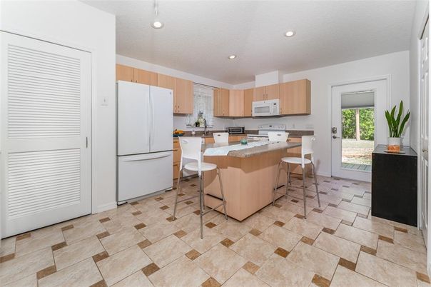 Interior, Kitchen, Recessed Lighting