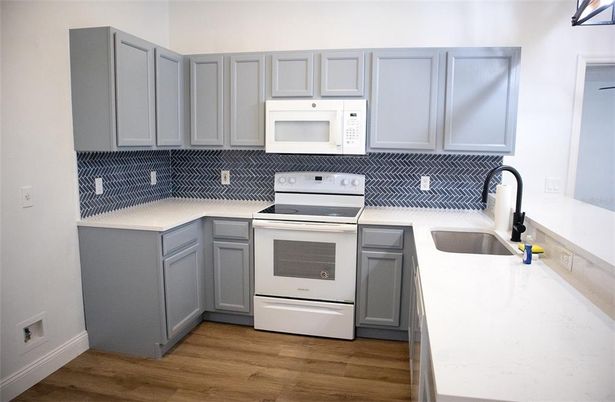 Interior, Kitchen, Wood Texture Flooring