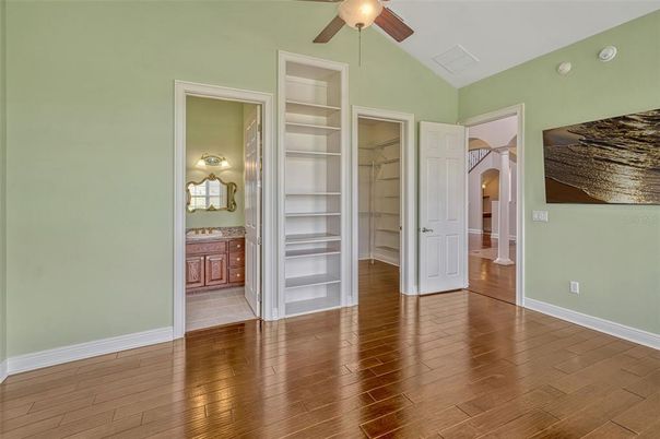 Empty room, Interior, Walk-in Closets, Wood Texture Flooring