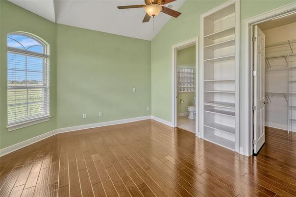 Empty room, Interior, Walk-in Closets, Wood Texture Flooring