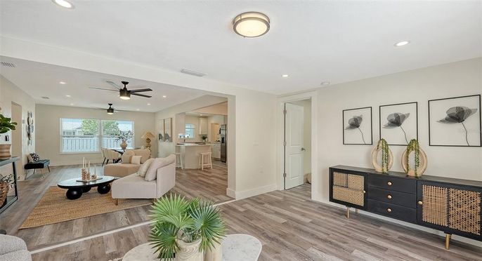 Interior, Living room, Recessed Lighting, Wood Texture Flooring
