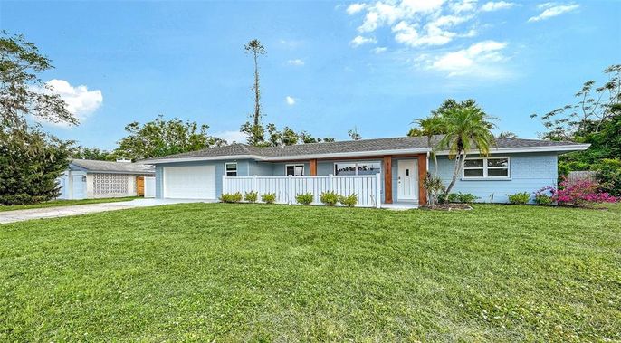 Attached, Backyard, Exterior, Facade, Ranch