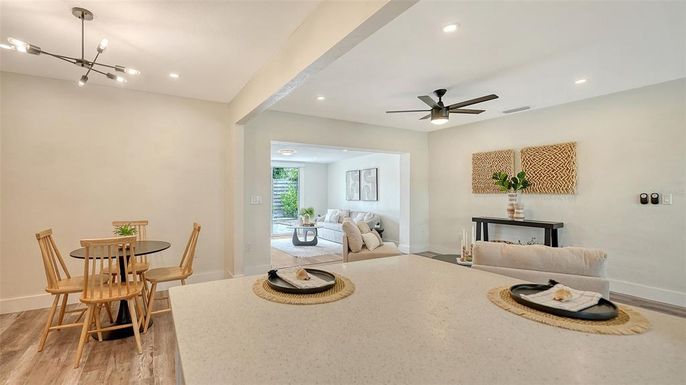 Dining room, Interior, Living room, Pendant Lights, Recessed Lighting, Wood Texture Flooring