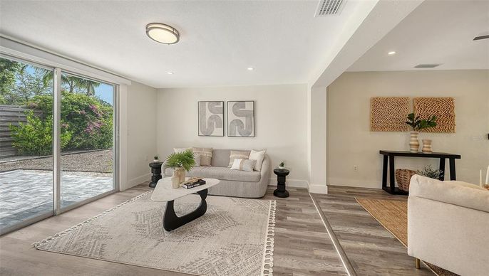 Interior, Living room, Recessed Lighting, Wood Texture Flooring