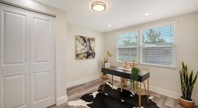 Home Office, Interior, Recessed Lighting, Wood Texture Flooring