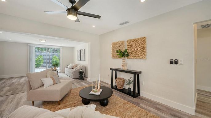 Interior, Living room, Recessed Lighting, Wood Texture Flooring