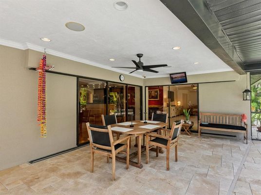 Dining room, Interior, Recessed Lighting