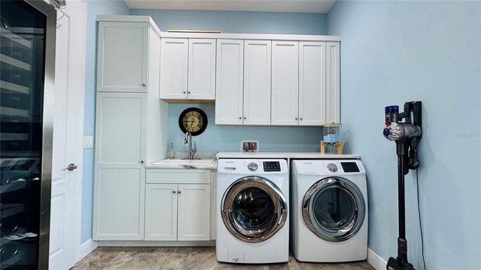Interior, Washer