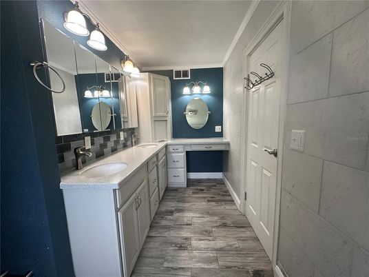 Bathroom, Dual Sink Vanities, Interior, Wood Texture Flooring
