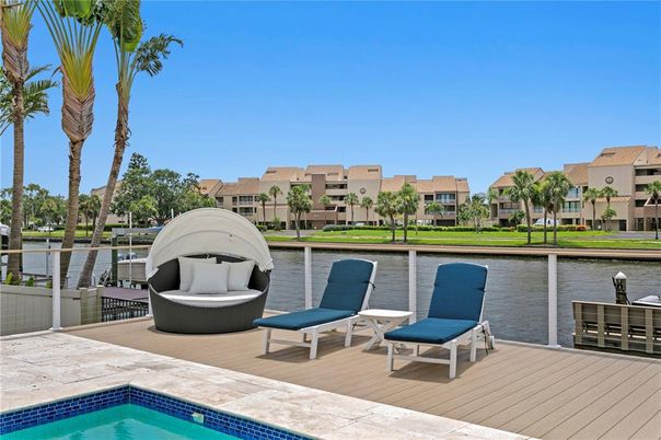 Exterior, Pool, Water