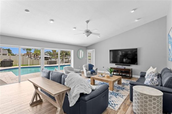 Interior, Living room, Recessed Lighting, Wood Texture Flooring