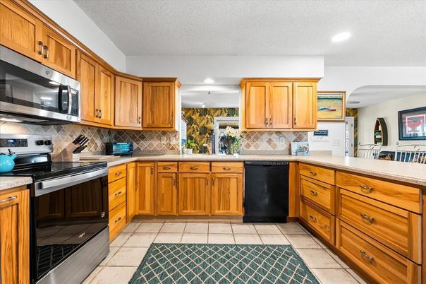 Interior, Kitchen, Recessed Lighting