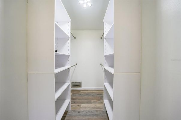 Interior, Walk-in Closets, Wood Texture Flooring