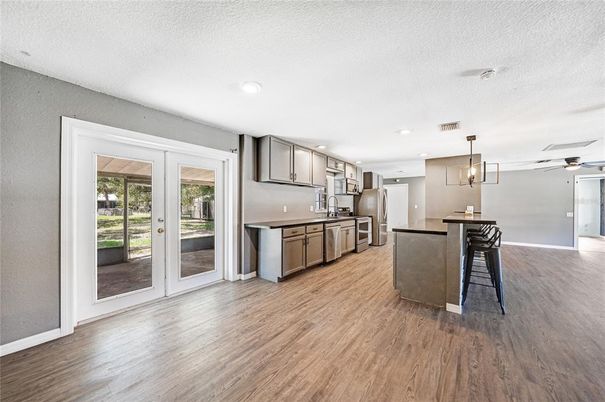Dining room, Interior, Kitchen, Pendant Lights, Recessed Lighting, Wood Texture Flooring