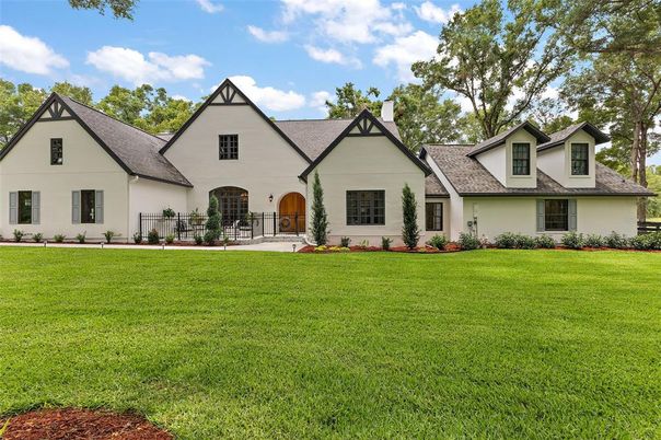 Backyard, Exterior, Facade, Tudor Revival