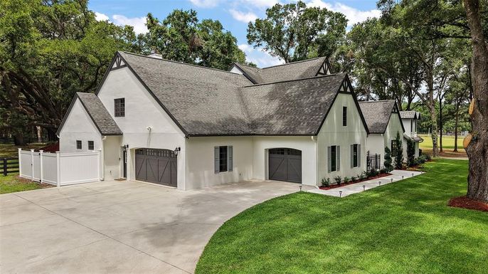 Attached, Backyard, Exterior, Facade, Farmhouse