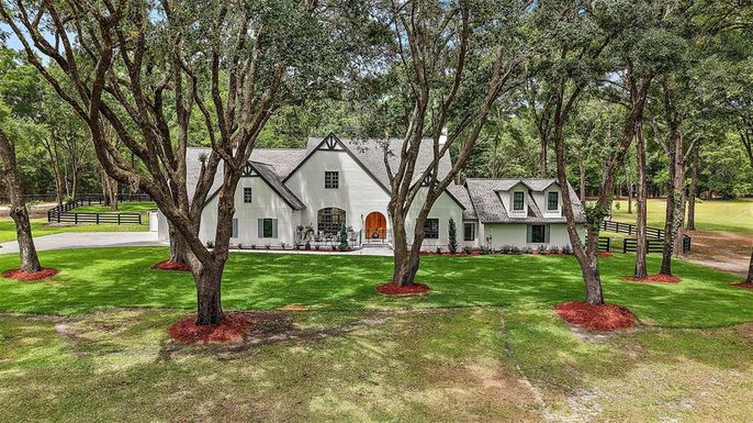 Backyard, Exterior, Facade, Tudor Revival