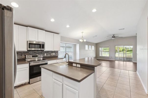 Chandelier, Interior, Kitchen, Recessed Lighting, Stainless Steel Appliances