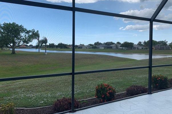 Interior, Sun Room, Water