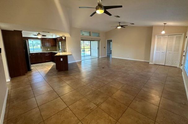 Empty room, Interior, Kitchen, Pendant Lights