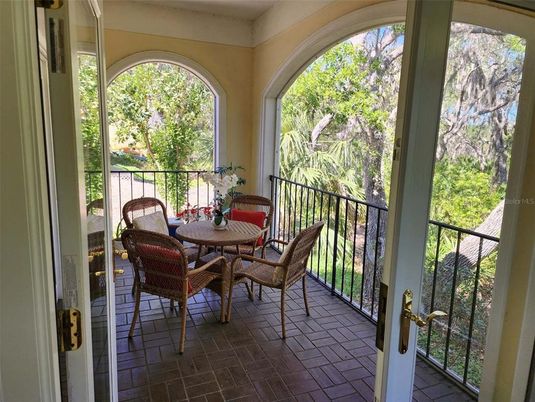 Dining room, Interior, Sun Room
