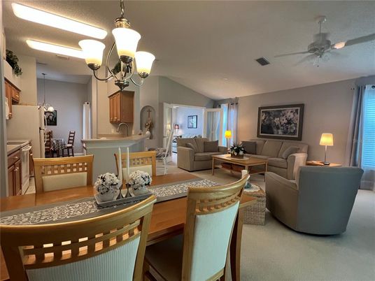 Chandelier, Dining room, Interior, Living room, Pendant Lights