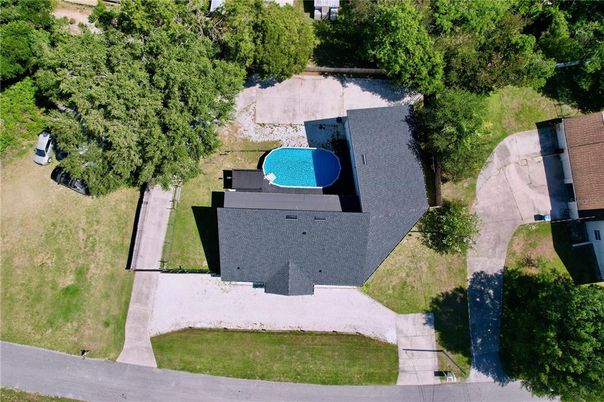 Exterior, Drone