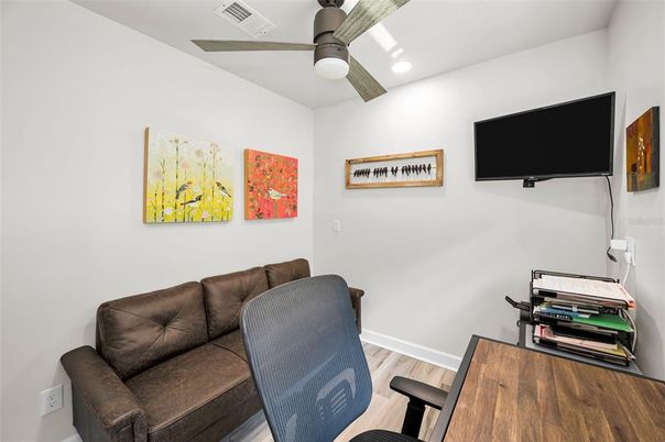 Interior, Recessed Lighting, Wood Texture Flooring