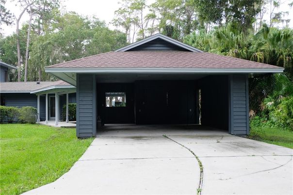 Detached Garage, Exterior