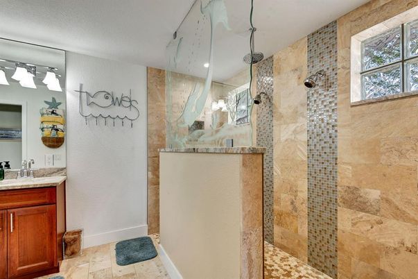 Bathroom, Interior, Recessed Lighting