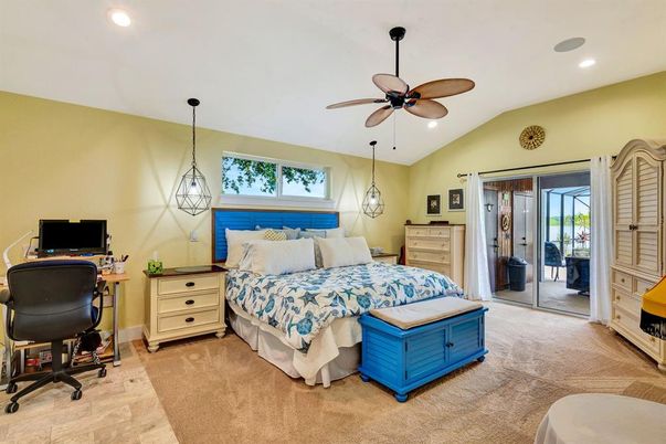 Bedroom, Home Office, Interior, Pendant Lights, Recessed Lighting