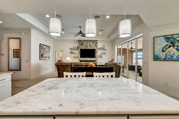 Interior, Living room, Pendant Lights, Recessed Lighting, Wood Texture Flooring